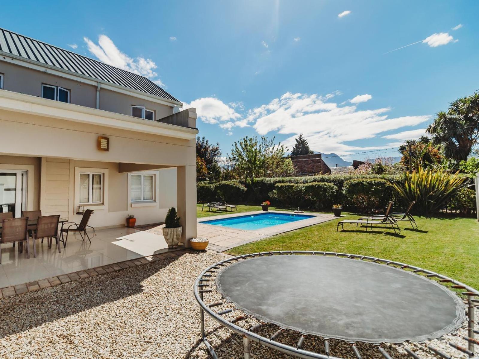 Fifty1 On Long On Kingswood Golf Estate Holiday home George