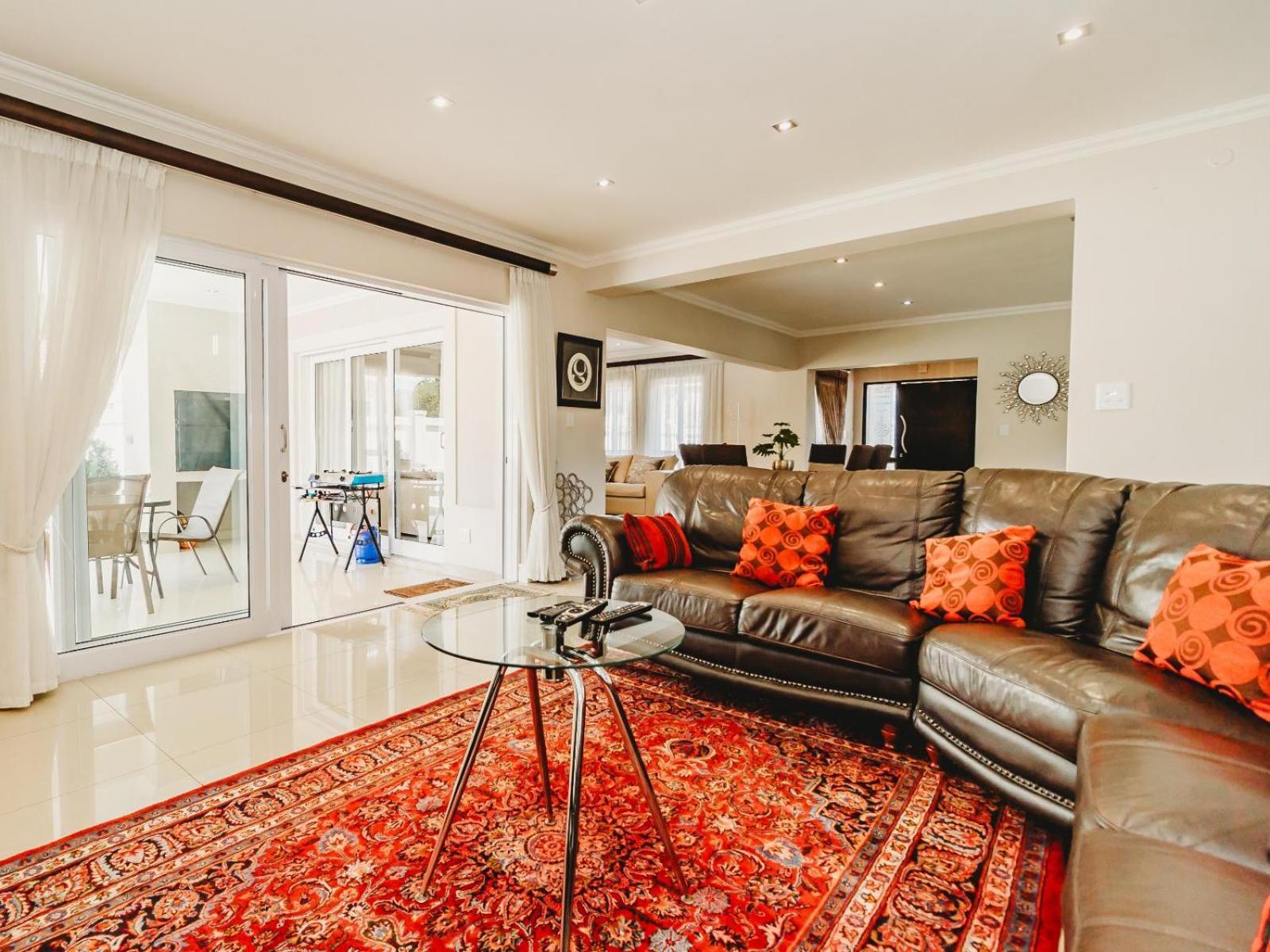 Fifty1 On Long On Kingswood Golf Estate Holiday home
