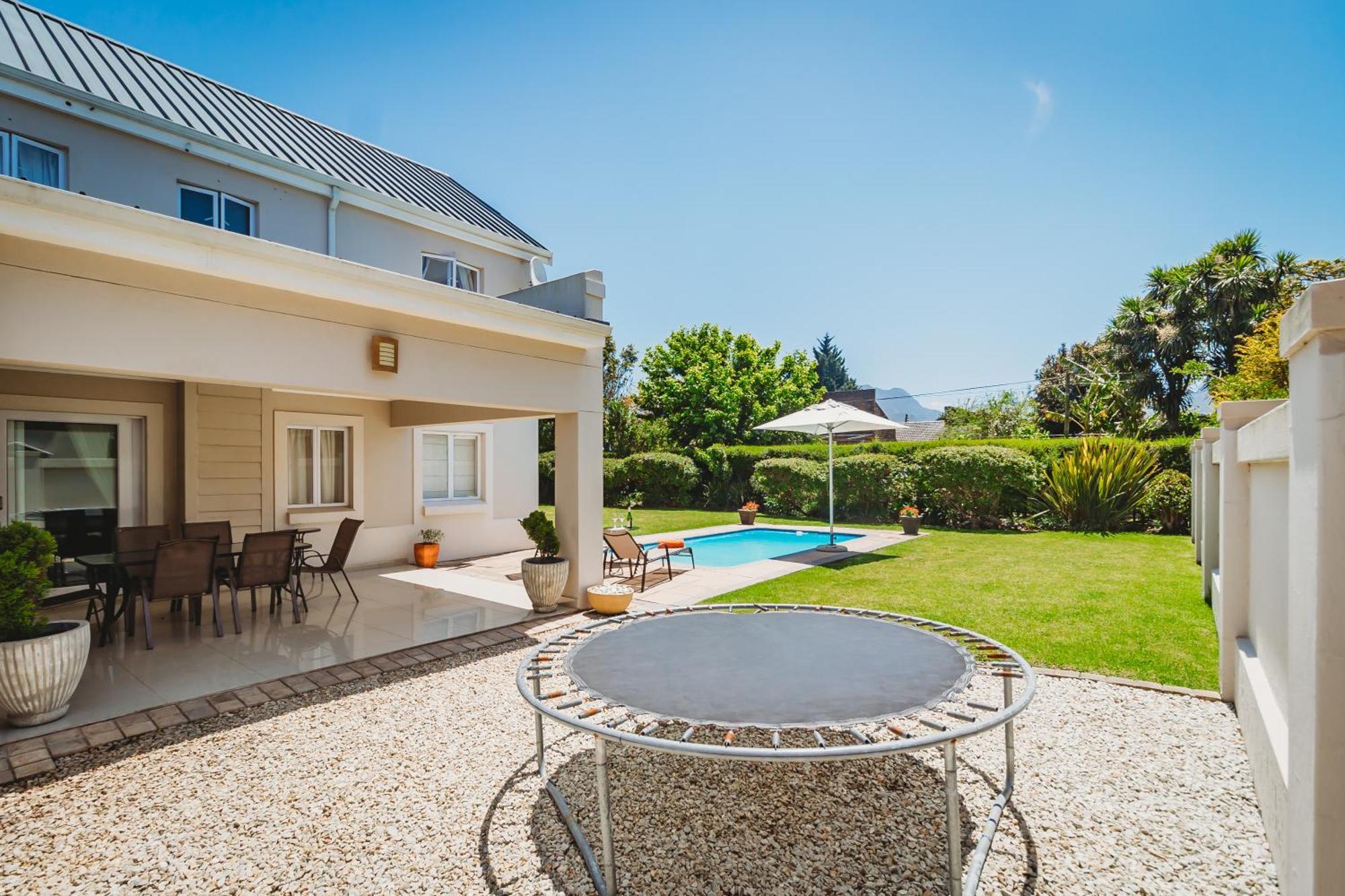 Fifty1 On Long On Kingswood Golf Estate