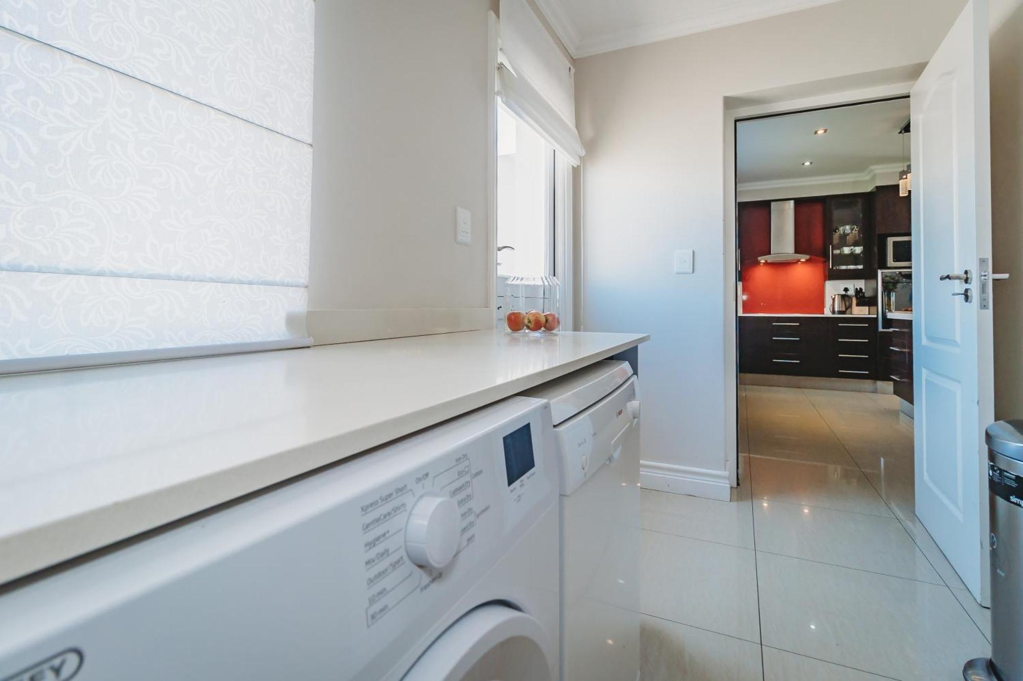 Fifty1 On Long On Kingswood Golf Estate *