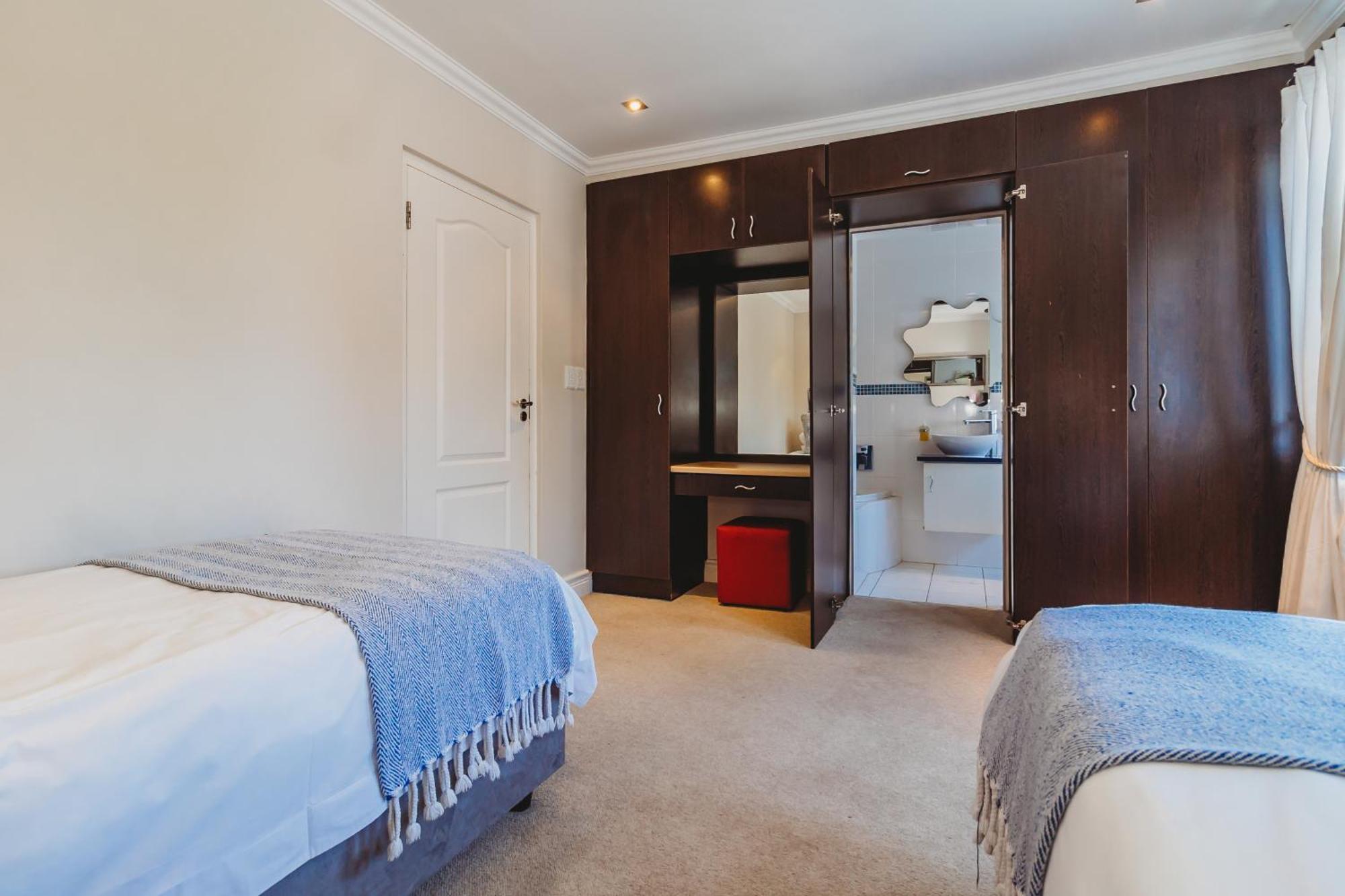 Fifty1 On Long On Kingswood Golf Estate *